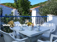 Korcula - wyspa słońca, wina i bogatej historii, to najbardziej śr&oacute;dziemnomorska wyspa Dalmacji, z niej pochodził Marco Polo. Miasteczko Korcula rozwijało się przez wiele lat. Do dzisiaj 