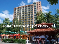 Hajduszoboszl&oacute; tutaj znajduje się największy w Europie kompleks wodny Hungarospa. Olbrzymie kąpielisko z wieloma basenami termalnymi, z falami, rekreacyjnymi, pływackimi, basenami leczniczy