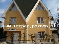 Hajduszoboszl&oacute; tutaj znajduje się największy w Europie kompleks wodny Hungarospa. Olbrzymie kąpielisko z wieloma basenami termalnymi, z falami, rekreacyjnymi, pływackimi, basenami leczniczy