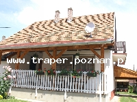 Balaton to największe jezioro w Europie Środkowej. Latem szybko się nagrzewa do temperatury 21-28&deg;C. Średnia głębokość 4 m. Południowy brzeg jest płytszy i można spacerować daleko w je