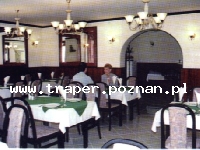 Hajduszoboszl&oacute; tutaj znajduje się największy w Europie kompleks wodny Hungarospa. Olbrzymie kąpielisko z wieloma basenami termalnymi, z falami, rekreacyjnymi, pływackimi, basenami leczniczy