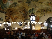 Monachium to stolica Bawarii, miasto położone na południu Niemczech. Co roku od ponad 200 lat organizowany jest Oktoberfest, chmielowe dożynki, wielkie święto piwa i piwoszy. Na 2 tygodniowe św