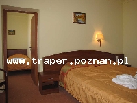 Hajduszoboszl&oacute; tutaj znajduje się największy w Europie kompleks wodny Hungarospa. Olbrzymie kąpielisko z wieloma basenami termalnymi, z falami, rekreacyjnymi, pływackimi, basenami leczniczy