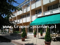 Sarospatak to miasteczko w p&oacute;łnocno-wschodnich Węgrzech, popularne pod względem turystycznym ponieważ na jego terenie występują wody termalne. Zbudowane kąpielisko posiada 5 basen&oacute