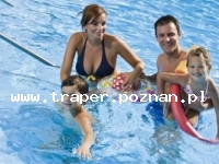 Balaton to największe jezioro w Europie Środkowej. Latem szybko się nagrzewa do temperatury 21-28&deg;C. Średnia głębokość 4 m. Południowy brzeg jest płytszy i można spacerować daleko w je
