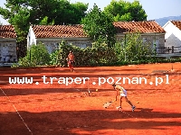 Orebic to zabytkowe miasteczko i kurort, położone u st&oacute;p G&oacute;ry v. Ilje 961 m n.p.m., miasteczko z wiekowymi morskimi tradycjami, to kolebka morskich kapitan&oacute;w i żeglarzy, leży 