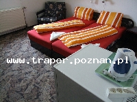 Balaton to największe jezioro w Europie Środkowej. Latem szybko się nagrzewa do temperatury 21-28&deg;C. Średnia głębokość 4 m. Południowy brzeg jest płytszy i można spacerować daleko w je