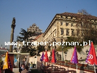 Praga to stolica Czech, siedziba prezydenta, administracji i władzy Republiki Czeskiej, centrum polityczne, ekonomiczne, administracyjne i kulturalne a r&oacute;wnocześnie największe, najbardziej z