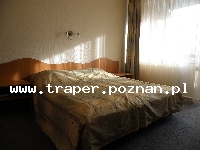 Eger to barokowy kurort położony wśr&oacute;d wzg&oacute;rz z winoroślą, położony w p&oacute;łnocnych Węgrzech, nad potokiem Eger, blisko granicy ze Słowacją. Miasto o bogatej historii i te