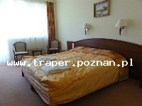 Hajduszoboszl&oacute; tutaj znajduje się największy w Europie kompleks wodny Hungarospa. Olbrzymie kąpielisko z wieloma basenami termalnymi, z falami, rekreacyjnymi, pływackimi, basenami leczniczy