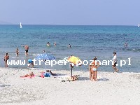 Tortoli na Sardyni, miasteczko nad brzegiem morza. Sardynia to włoska wyspa, druga pod względem wielkości na Morzu Śr&oacute;dziemnym.