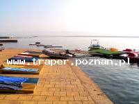 Wyspa Ugljan jest położona w Dalmacji, naprzeciw Zadaru. Ugljan posiada połączenie promowe z Biogradem i Zadarem. Nazwa wyspy pochodzi od oliwek i oliwy wytwarzanej tutaj od wiek&oacute;w. Na wysp