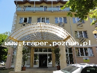 Hajduszoboszl&oacute; tutaj znajduje się największy w Europie kompleks wodny Hungarospa. Olbrzymie kąpielisko z wieloma basenami termalnymi, z falami, rekreacyjnymi, pływackimi, basenami leczniczy