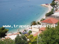Podgora jest położona w południowej części Chorwacji, w Dalmacji, 10 km od Makarskiej. Znajduje się na Riwierze Makarskiej. Na turyst&oacute;w czekają malownicze plaże, krystalicznie czysta wo