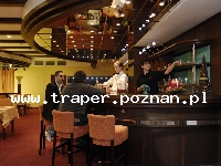 Velke Losiny to jedno z najstarszych uzdrowisk na Morawach, wykorzystuje przede wszystkim siarkowe źr&oacute;dła termalne w lecznictwie. Dla fan&oacute;w sportowych w pobliżu znajdują się centra 