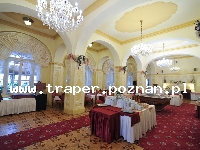 Eger to barokowy kurort położony wśr&oacute;d wzg&oacute;rz z winoroślą, położony w p&oacute;łnocnych Węgrzech, nad potokiem Eger, blisko granicy ze Słowacją. Miasto o bogatej historii i te