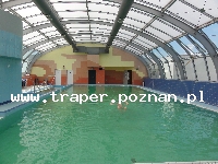 Hajduszoboszl&oacute; tutaj znajduje się największy w Europie kompleks wodny Hungarospa. Olbrzymie kąpielisko z wieloma basenami termalnymi, z falami, rekreacyjnymi, pływackimi, basenami leczniczy