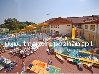 Zalakaros jest położone na południe od Balatonu blisko granicy z Austrią i Chorwacją, 30 km od miasta Balatonmariafurdo. W Zalakaros znajduje się nowoczene interesujące kąpielisko termalne. K�