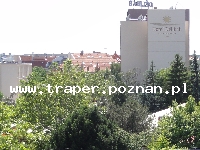 Hajduszoboszl&oacute; tutaj znajduje się największy w Europie kompleks wodny Hungarospa. Olbrzymie kąpielisko z wieloma basenami termalnymi, z falami, rekreacyjnymi, pływackimi, basenami leczniczy