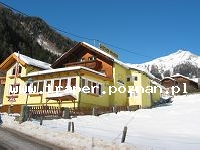 Flattach to miejscowość w rejonie Salzburg, jest to słynny ośrodek narciarski, położona na wysokości 694 m n.p.m. Kursującym stąd skibusem można dojechać do doliny rzeki M&ouml;ll, a nastę