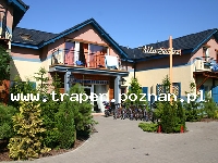 Łeba to miasto w p&oacute;łnocnej części Polski, nad rzeką Łebą i Chełstem, nad Morzem Bałtyckim. Znany ośrodek wypoczynkowy. Warto zwiedzić Ruchome Wydmy w Słowińskim Parku Narodowym.